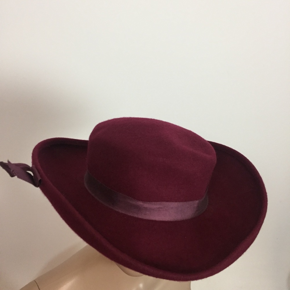 Vintage 1960s ERNIE Womens Hat Burgundy 100% Wool